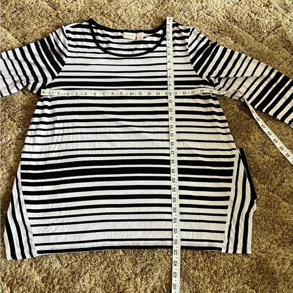 Chico’s High Low Tunic Top, Sz. L (See Sizing Chart) Black/White Striped - Picture 6 of 8